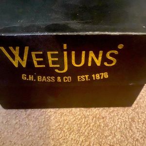 Weejuns loafers- excellent quality